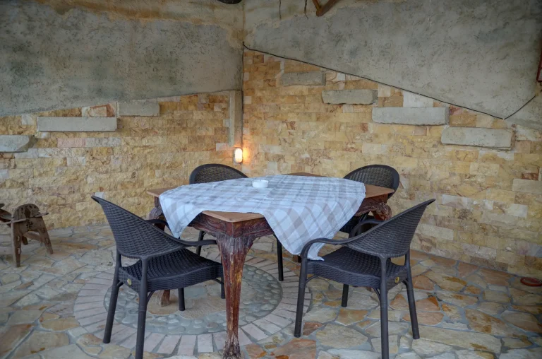 Chrysanthi's house Gardelades Corfu, family house for rent